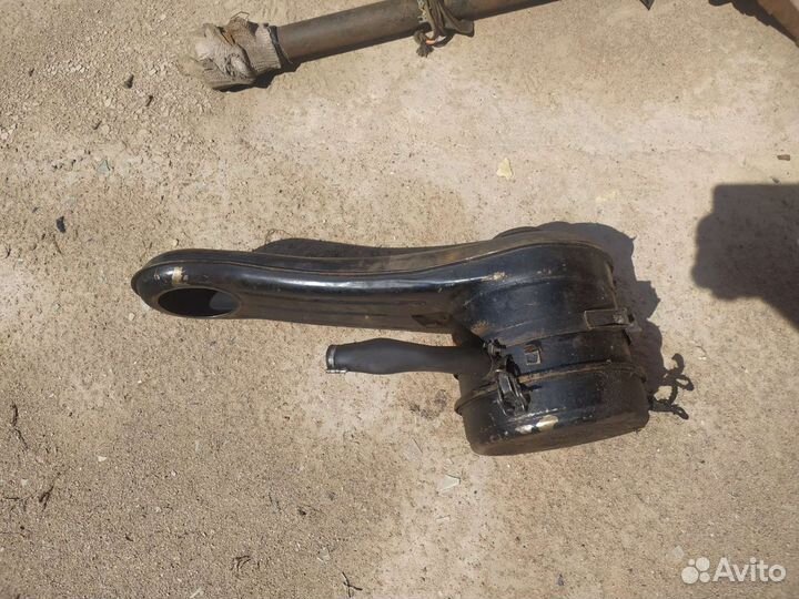 Корпус воздушного фильтра Москвич 408