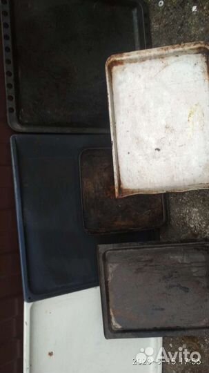 Противни металлические для выпечки