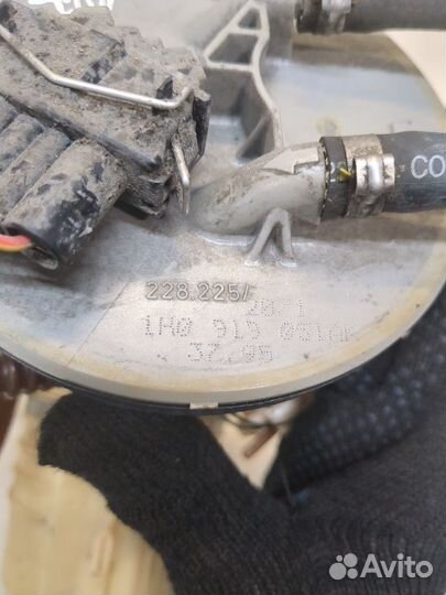 Насос топливный электрический Volkswagen Golf 3, 1995