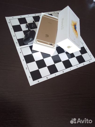 iPhone 6s в идеальном состоянии