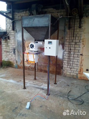 Дозатор весовой фасовщик затариватель шнековый