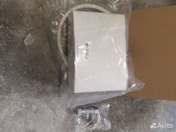 Водонагреватель проточный clage MBH 7 039518