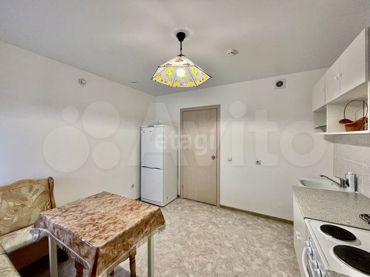 2-к. квартира, 65 м², 13/24 эт.