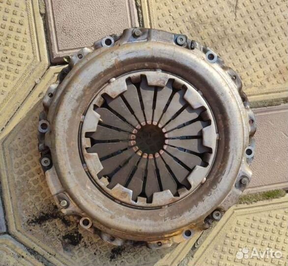 Маховик сцепление Renault Ларгус