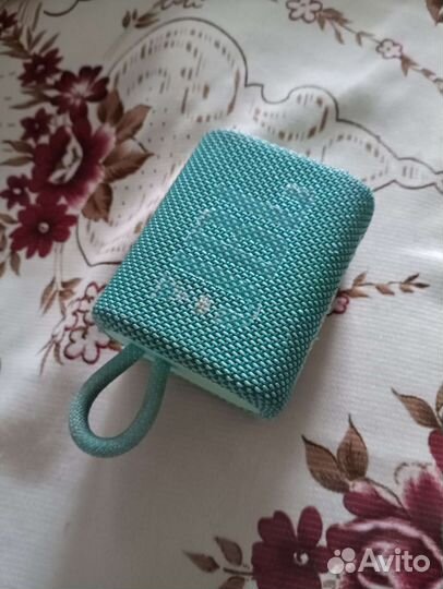 Колонка jbl go 3
