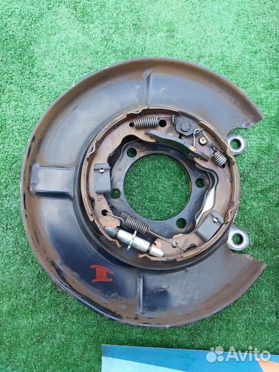 Кожухи задних дисков Ниссан Кашкай J10