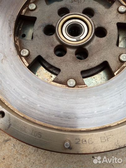 Двухмассовый маховик на Фольксваген Крафтер 2.0 тд