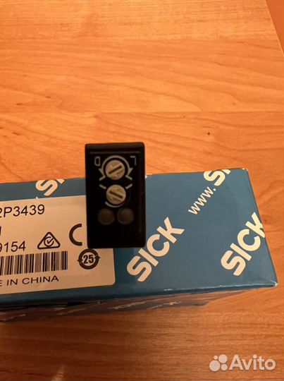 Оптический датчик sick WL100-2P3439