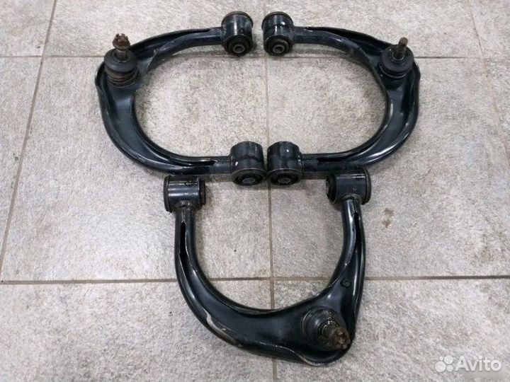 Рычаг верхний Toyota Land Cruiser Prado 150