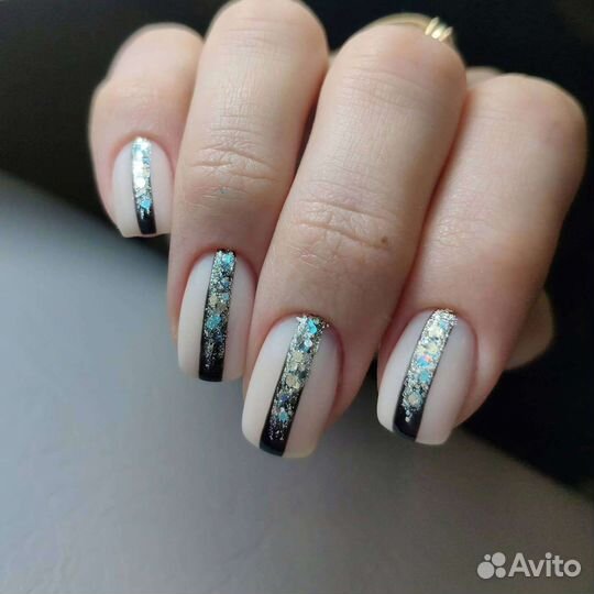 Маникюр педикюр