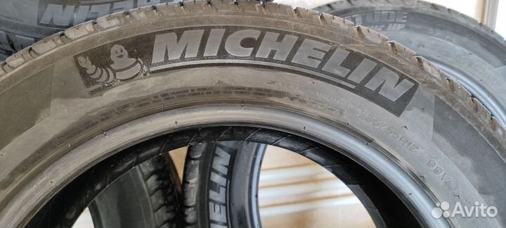 Michelin Latitude Tour HP 235/55 R17
