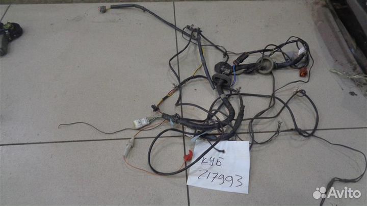 Проводка подкапотная (жгут) Nissan Cube Z10 1998