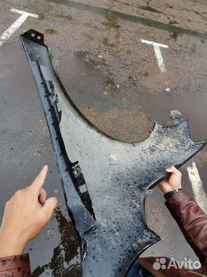 Правое крыло на Volkswagen Jetta 6