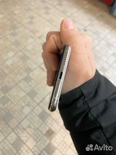 iPhone Xs, 64 ГБ