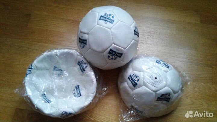Футбольный мяч
