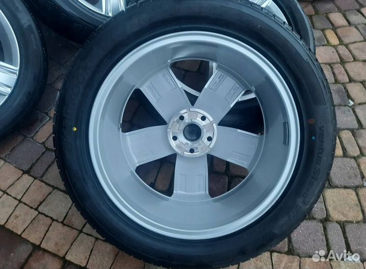 Hankook Ventus S1 Evo 2 SUV K117C 235/50 R19