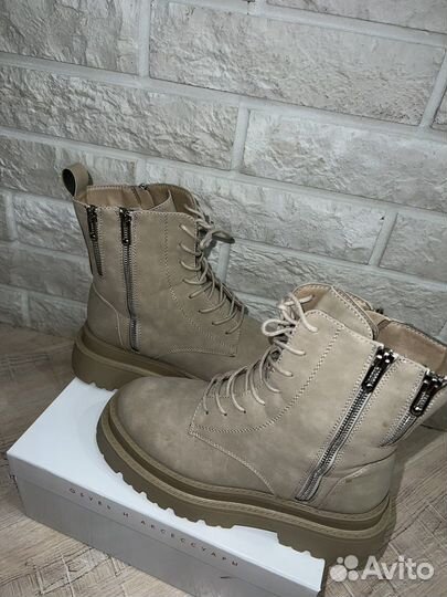 Ботинки женские 39 размер