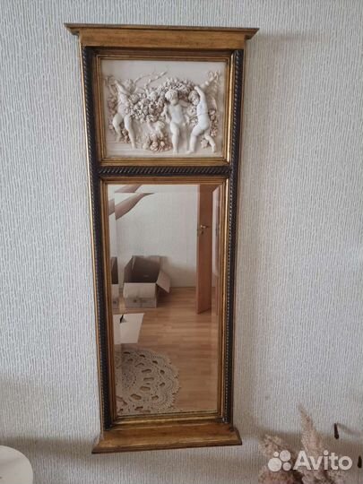 Антикварное зеркало