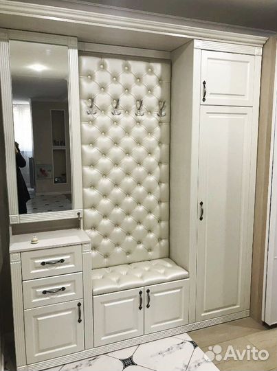 Шкаф в прихожую