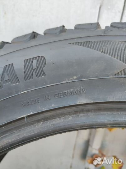 Goodyear Ultra Grip Ice Arctic 2 SUV 275/45 R20