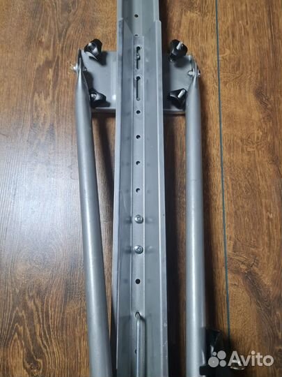 Велокрепление на крышу автомобиля