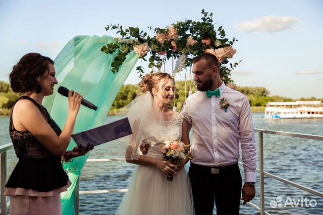 Ведущая на свадьбу