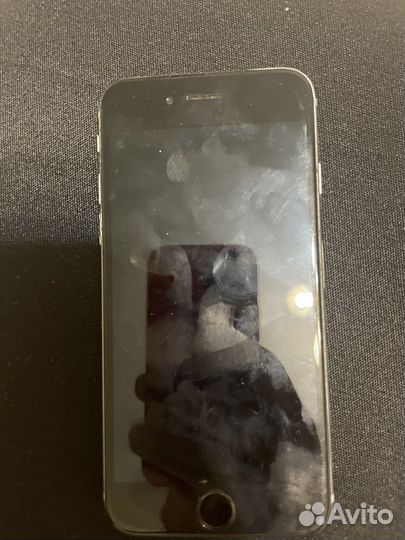 Телефон iPhone 6