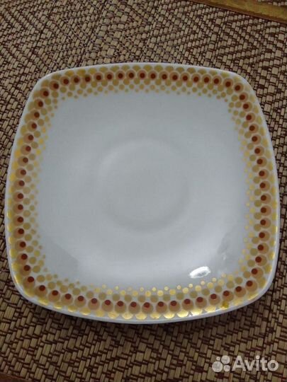 Чайные блюдца Walendorf