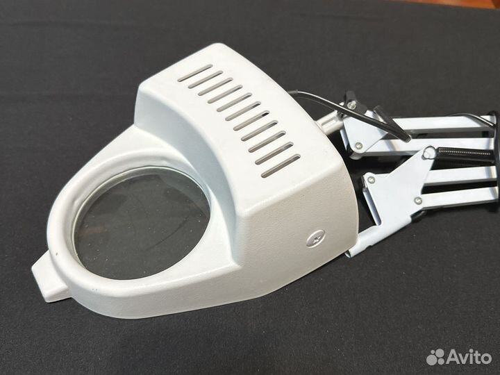 Лампа лупа бу