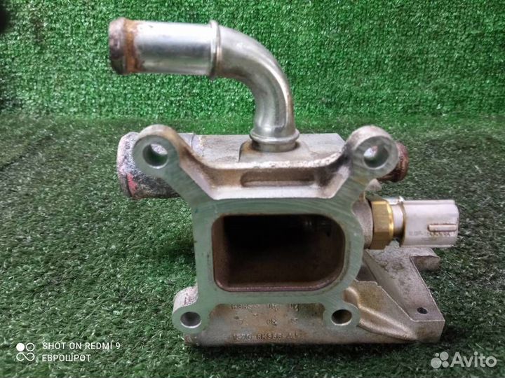 Фланец двигателя системы охлаждения Ford Focus 2