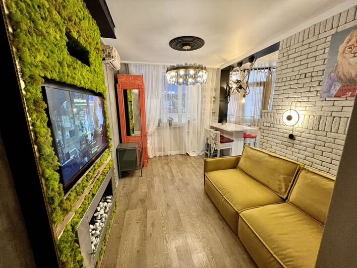 2-к. квартира, 56 м², 2/18 эт.