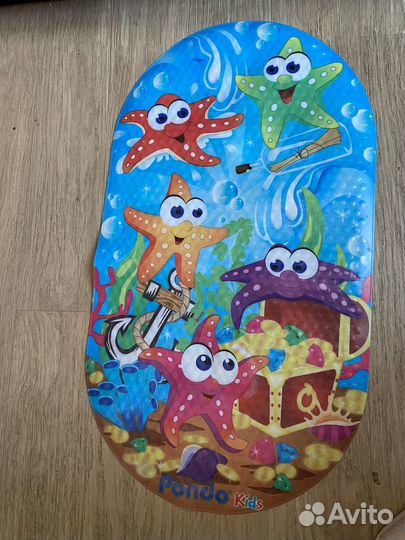 Противоскользящий коврик в ванну для малышей