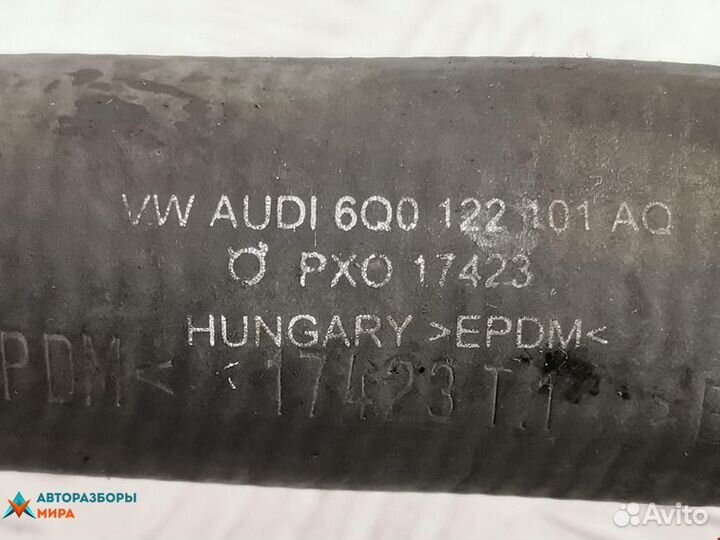 Патрубок радиатора Volkswagen Polo 3 рест. 2002