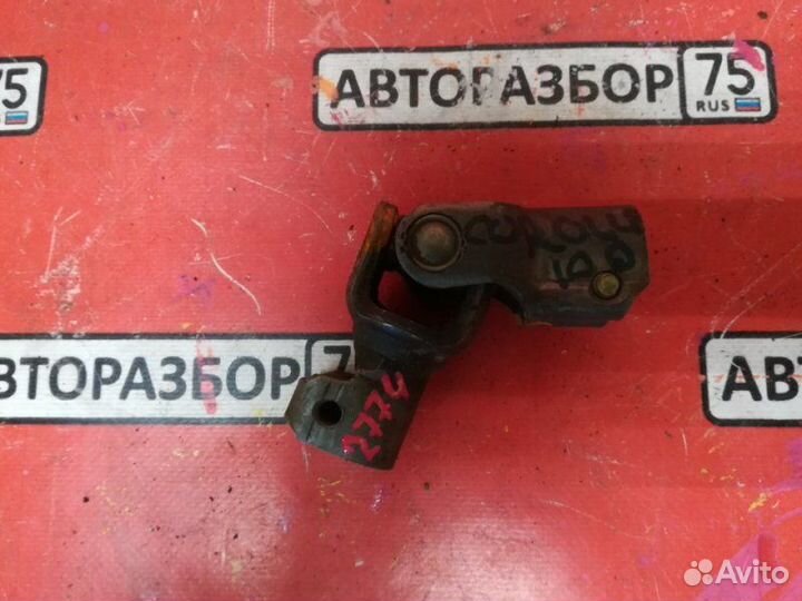 Карданчик рулевой Toyota Corolla AE100