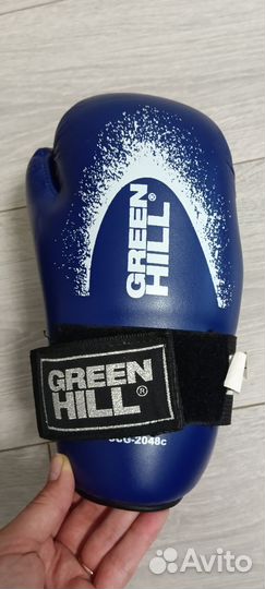 Боксерские перчатки