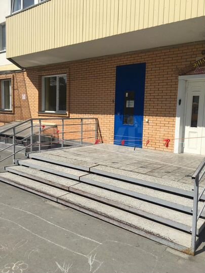 Помещение на ул.Вилюйская, 1 этаж, 128 м2 - без ко