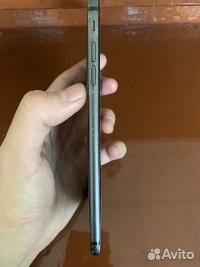 iPhone 8 Plus, 64 ГБ