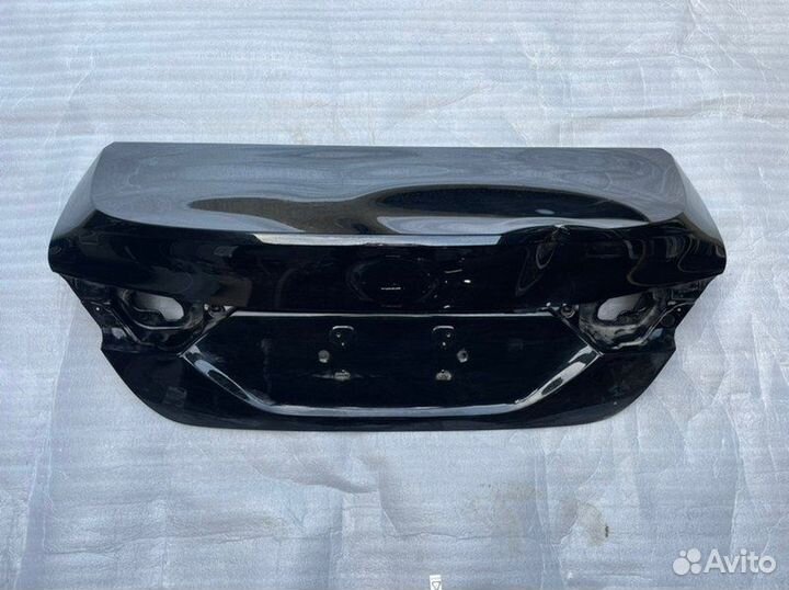 Крышка багажника задняя Toyota Camry 70 2018-2021