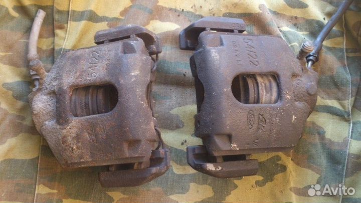 Суппорт передний Ford Fusion Fiesta Puma Mazda 2