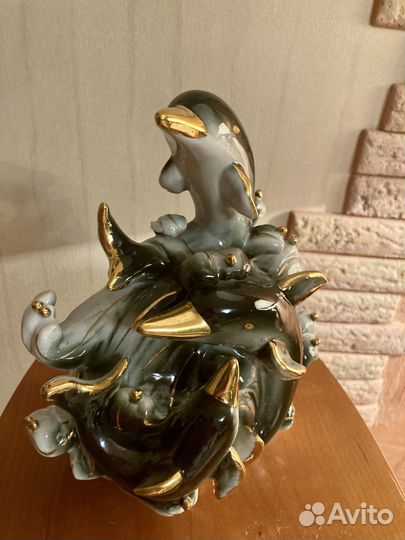 Статуэтка Дельфины