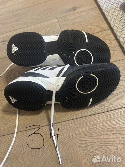 Кроссовки для тенниса Adidas