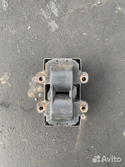 Катушка зажигания Renault Kangoo 1 1.4 2000