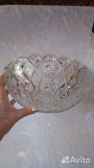 Ваза хрустальная
