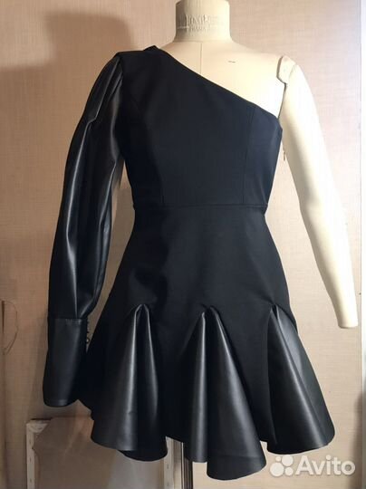 Швея портной модельер дизайнер