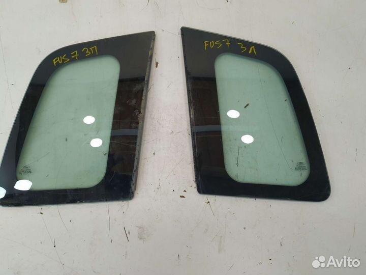 Ford Fusion форточка