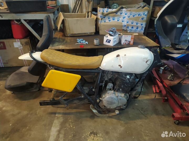 Запчасти на Honda cb400ss