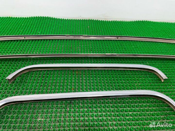 Молдинг стекла задний Газ Волга 3110 2000