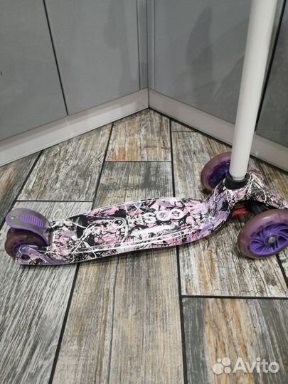 Самокат детский трехколесный