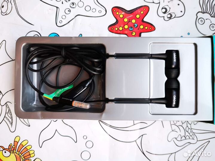 Наушники с микрофоном