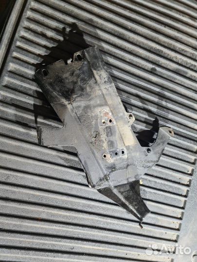 Кронштейн автономного отопителя Volvo Xc90 2016